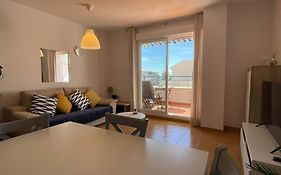 South Facing 1 Bed Apartment, Near Beach